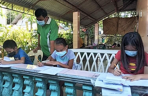 Iloilo teachers come to the rescue of struggling students via reading program