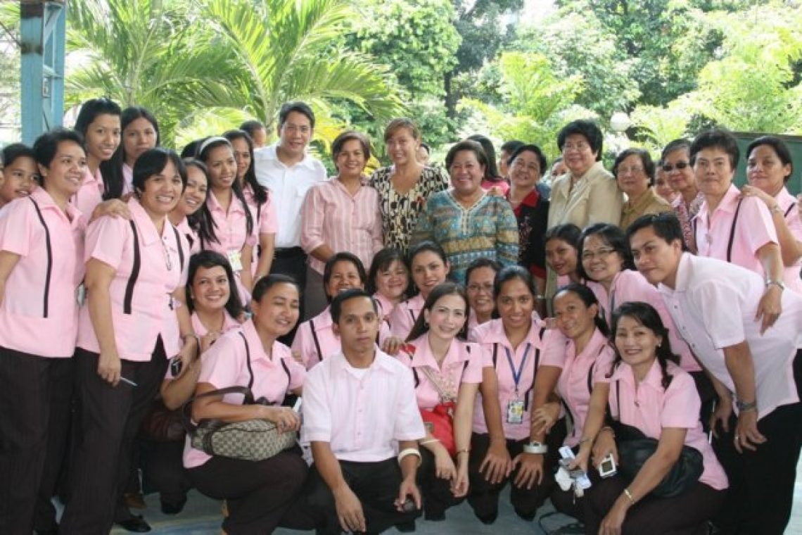 phoca_thumb_l_cong-roman-romulo-with-san-joaquin-es-teachers